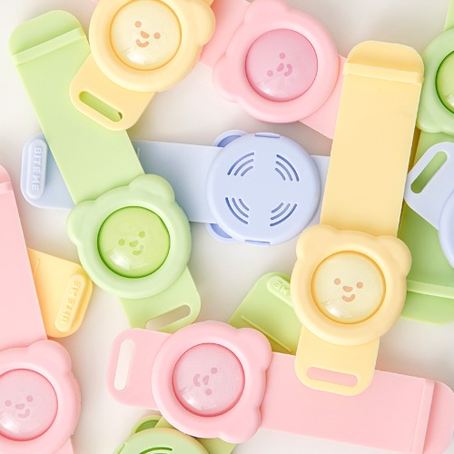 HATE ME Insect-Repelling Band